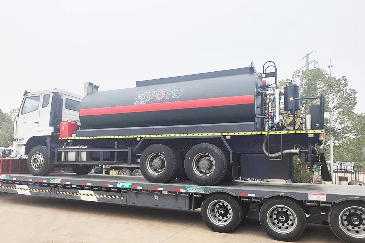 Bitumen Distributor